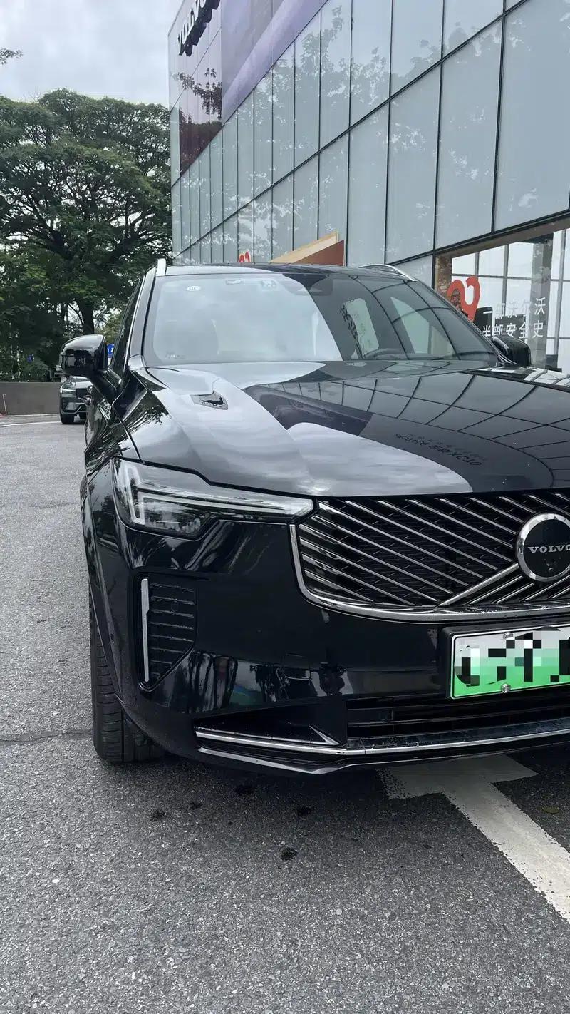 Volvo XC90 PHEV 2025 E-Drive Hybrid T8 Long Range Premium Luxury Edition 7-Seater — миниатюра 2
