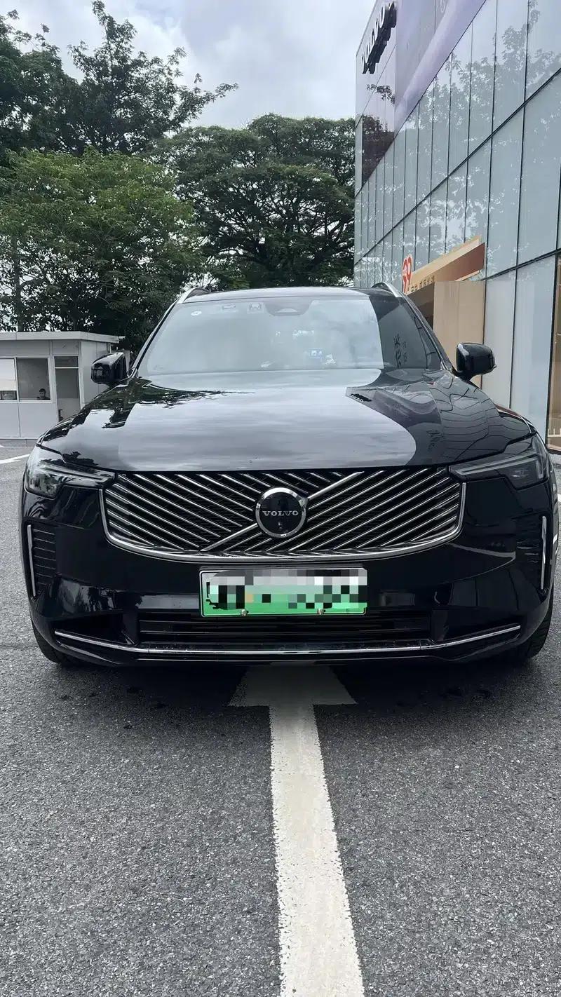Volvo XC90 PHEV 2025 E-Drive Hybrid T8 Long Range Premium Luxury Edition 7-Seater — миниатюра 8