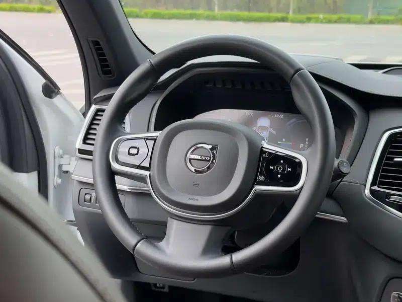 Volvo XC90 PHEV 2022 E-Drive Hybrid T8 Inscription Luxury Edition 7-seater — миниатюра 15