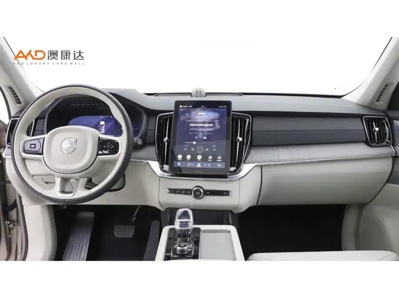 Volvo XC90 PHEV 2025 E-Drive Hybrid T8 Long Range Premium Luxury Edition 7-Seater — миниатюра 8
