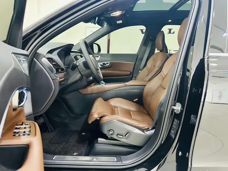 2024 Volvo XC90 PHEV E-Drive Hybrid T8 Long Range Premium Luxury Edition (7-seater) — миниатюра 15