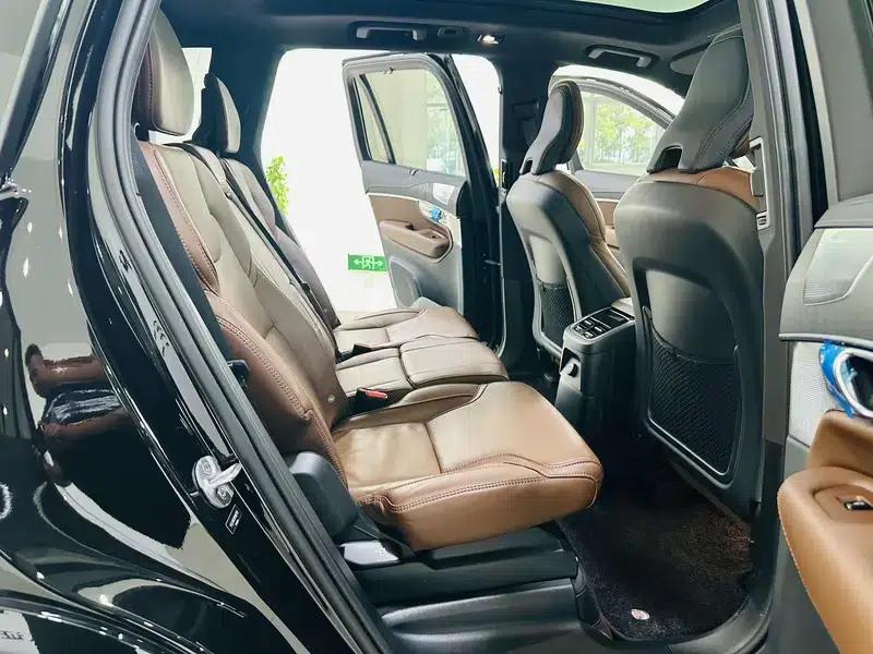2024 Volvo XC90 PHEV E-Drive Hybrid T8 Long Range Premium Luxury Edition (7-seater) — миниатюра 16