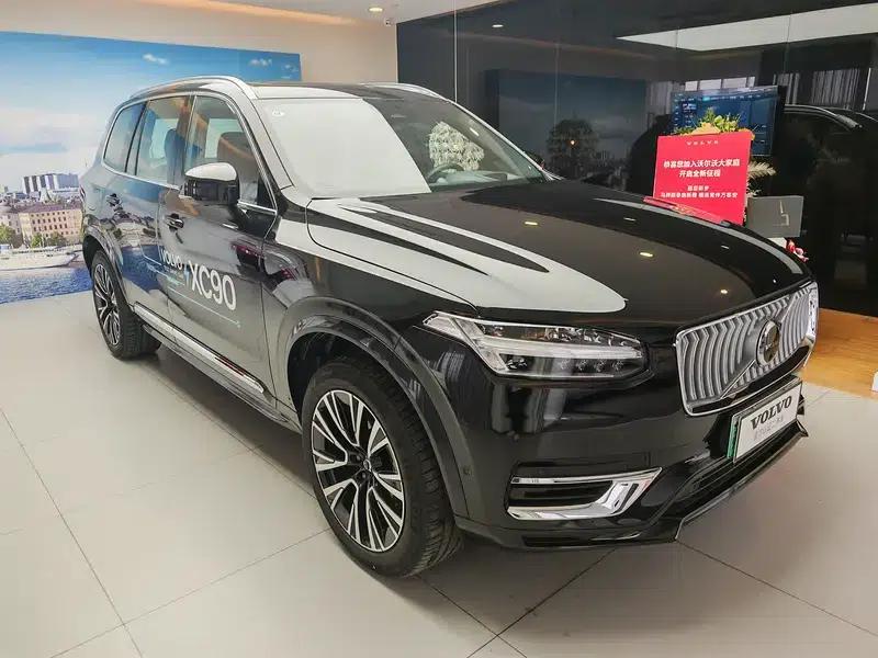 Volvo XC90 PHEV 2025 E-Drive Hybrid T8 Long Range Premium Luxury Edition 7-Seater — миниатюра 16