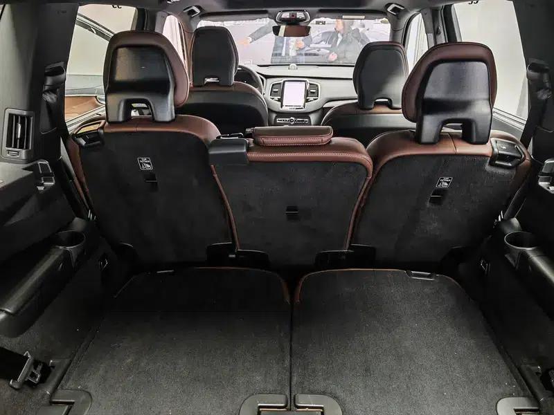 Volvo XC90 PHEV 2025 E-Drive Hybrid T8 Long Range Premium Luxury Edition 7-Seater — миниатюра 25