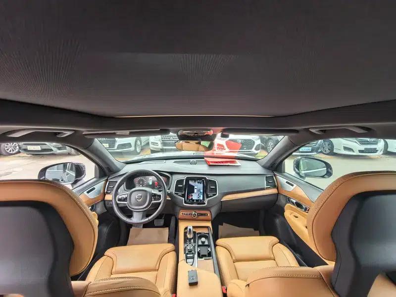2017 Volvo XC90 PHEV E-Drive Hybrid T8 Inscription 7-Seater — миниатюра 11