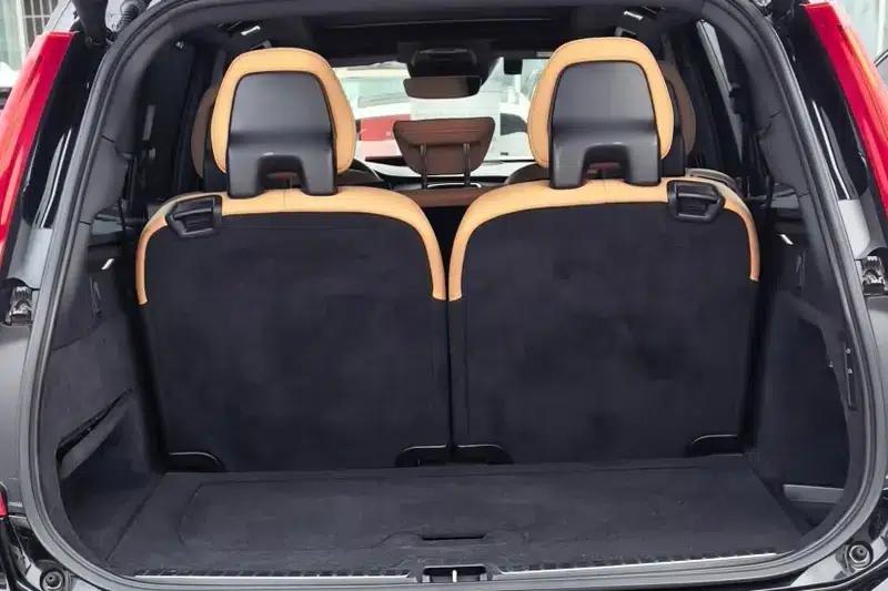 2017 Volvo XC90 PHEV E-Drive Hybrid T8 Inscription 7-Seater — миниатюра 19