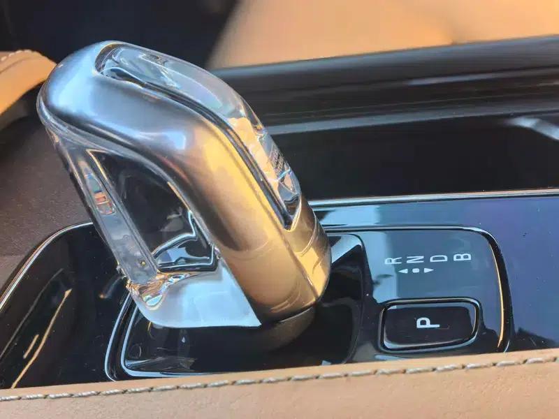 2017 Volvo XC90 PHEV E-Drive Hybrid T8 Inscription 7-Seater — миниатюра 8