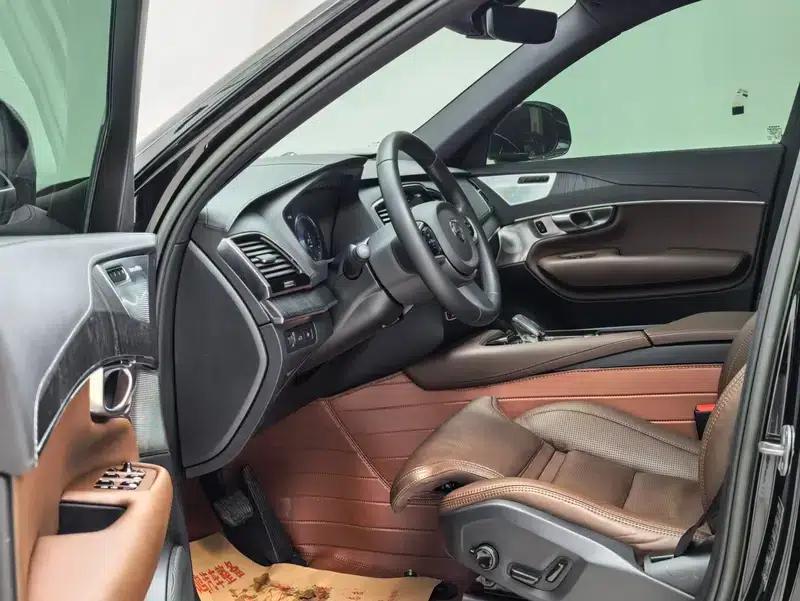 2022 Volvo XC90 PHEV Facelift E-Drive Hybrid T8 Inscription Luxury Edition 7-Seater — миниатюра 12
