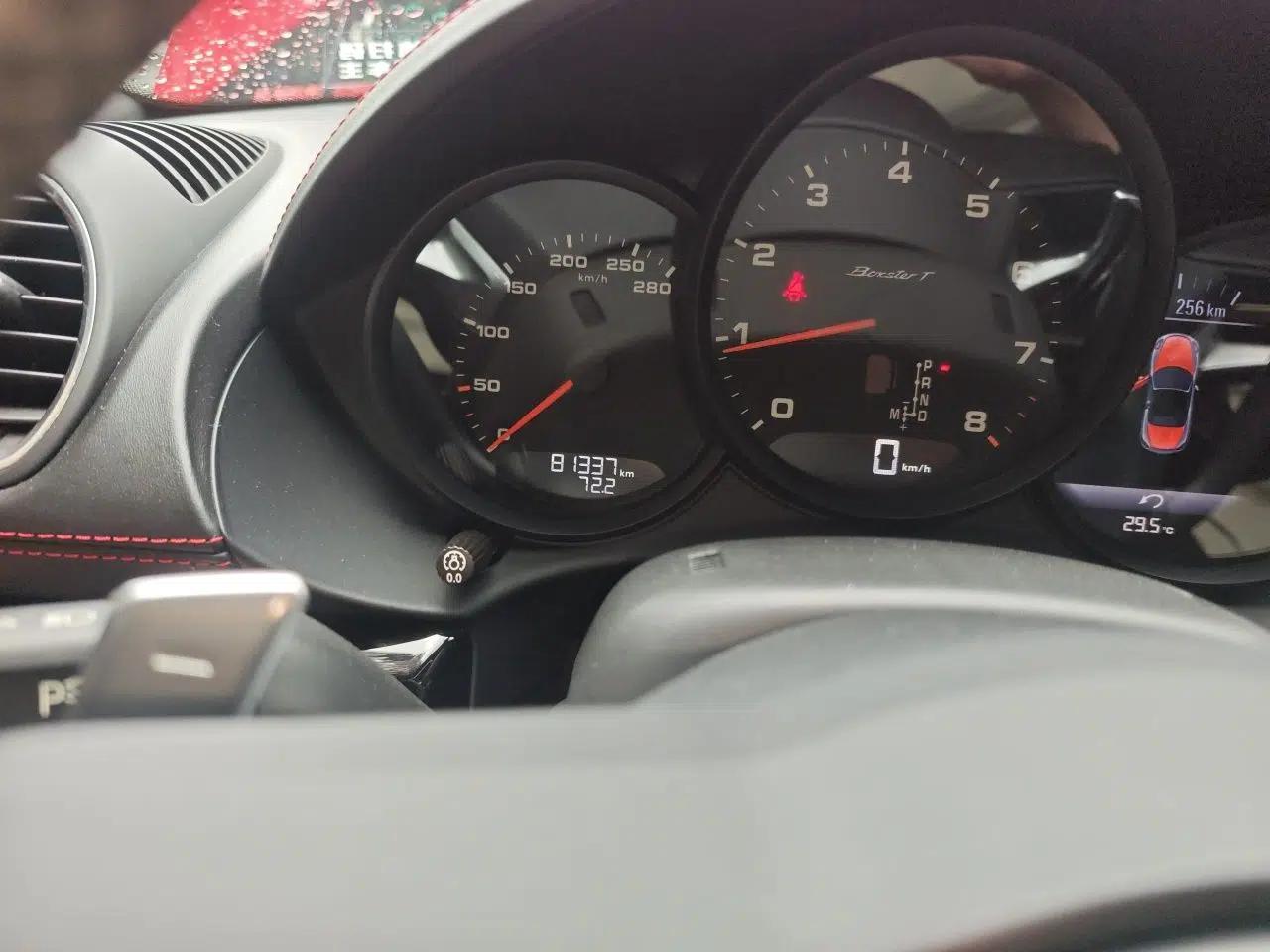 Porsche 718 2019 Boxster T 2.0T — миниатюра 12