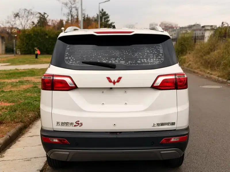 Wuling Hongguang S3 2019 1.5L Manual Deluxe Edition (National VI Emission Standard) — миниатюра 5