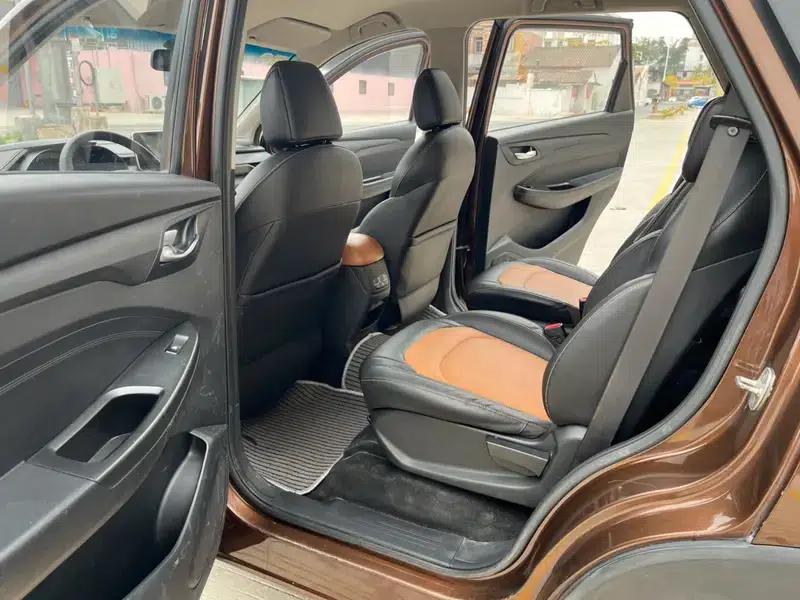 Wuling Hongguang S3 2019 1.5T Manual Deluxe Edition (National VI Emission Standard) — миниатюра 11