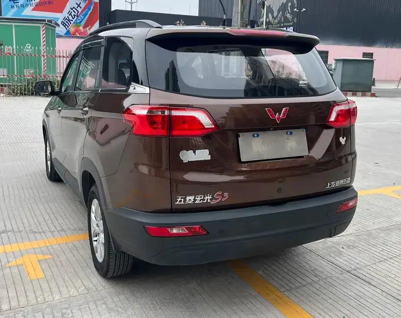 Wuling Hongguang S3 2019 1.5T Manual Deluxe Edition (National VI Emission Standard) — миниатюра 4
