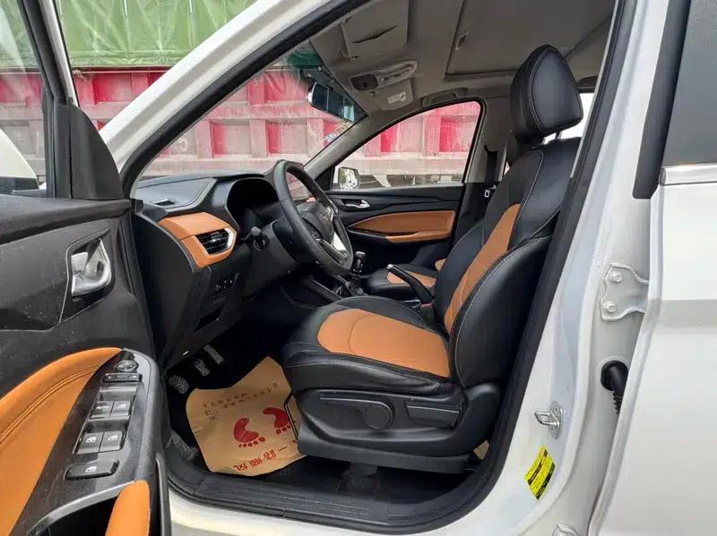 Wuling Hongguang S3 2018 1.5L Manual Deluxe Edition (National V Emission Standard) — миниатюра 11
