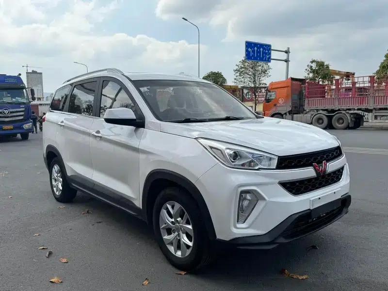 Wuling Hongguang S3 2018 1.5L Manual Deluxe Edition (National V Emission Standard) — миниатюра 3