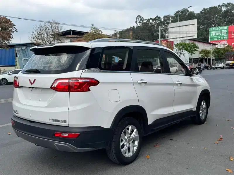 Wuling Hongguang S3 2018 1.5L Manual Deluxe Edition (National V Emission Standard) — миниатюра 6