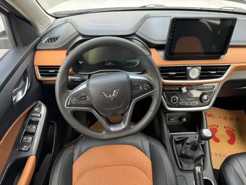 Wuling Hongguang S3 2018 1.5L Manual Deluxe Edition (National V Emission Standard) — миниатюра 10