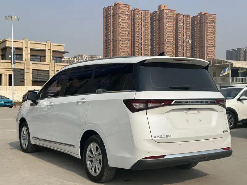 Wuling Jiachen 2022 1.5T CVT Smart Luxury Edition — миниатюра 4