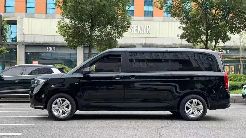 Wuling Journey 2021 1.5T Manual Deluxe Edition — миниатюра 3