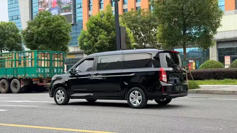 Wuling Journey 2021 1.5T Manual Deluxe Edition — миниатюра 4
