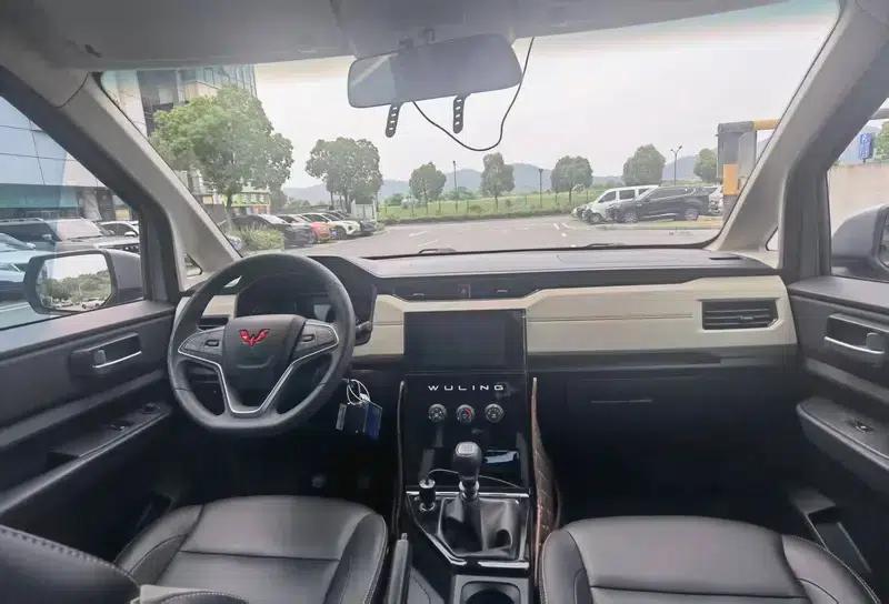 Wuling Journey 2021 1.5T Manual Deluxe Edition — миниатюра 7