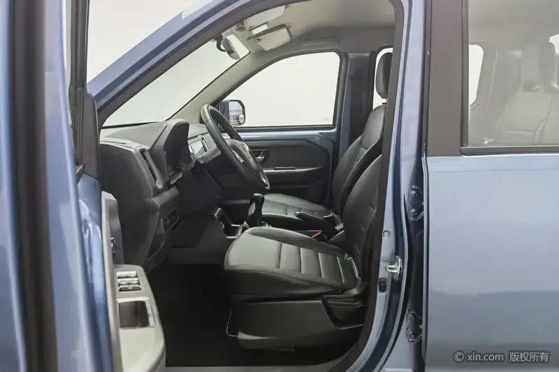 Wuling Conqueror 2021 1.5L Pioneer Edition — миниатюра 17