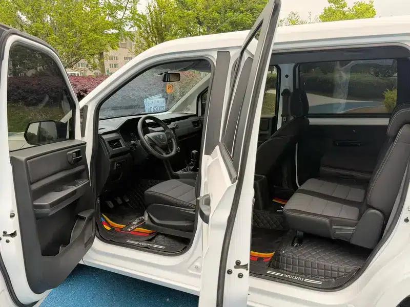 Wuling Hongguang PLUS 2019 1.5T Manual Standard 5-Seater — миниатюра 8