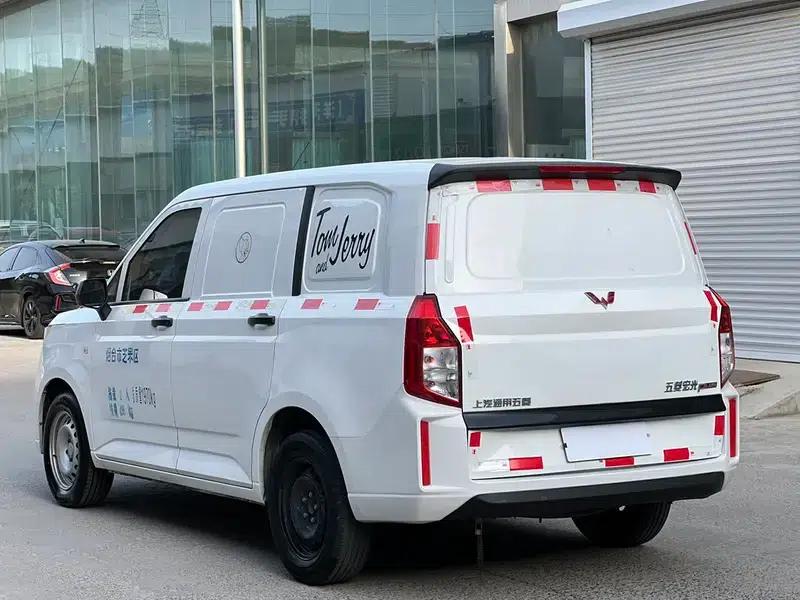 Wuling Hongguang PLUS 2019 1.5T Manual Rich Edition 2-seater — миниатюра 4