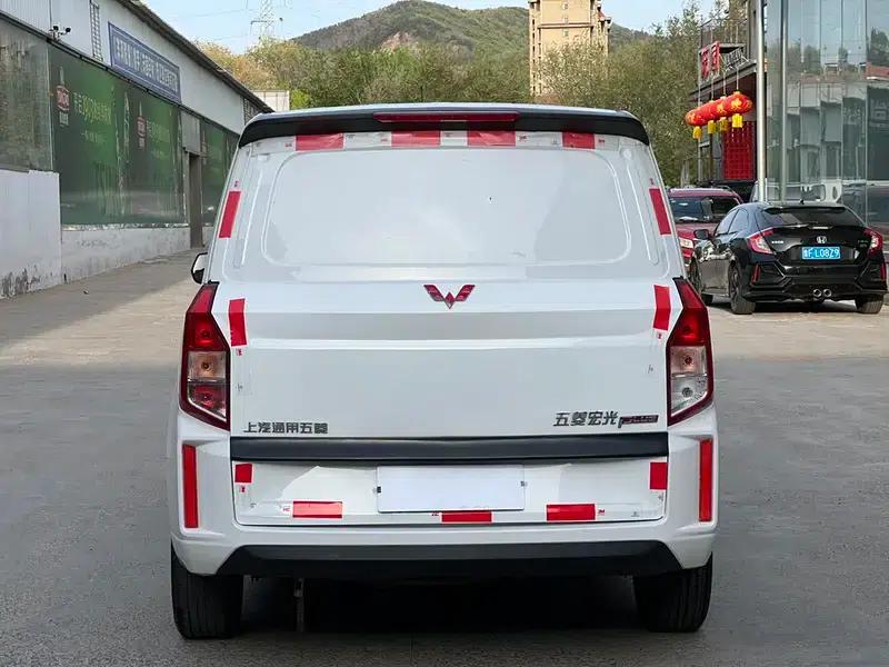 Wuling Hongguang PLUS 2019 1.5T Manual Rich Edition 2-seater — миниатюра 5