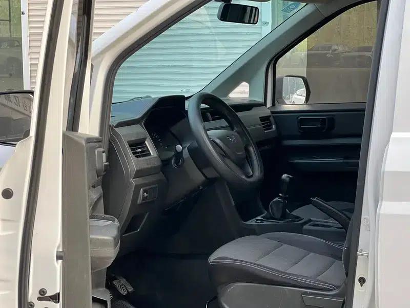 Wuling Hongguang PLUS 2019 1.5T Manual Rich Edition 2-seater — миниатюра 8