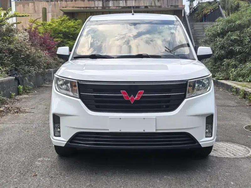 Wuling Hongguang PLUS 2019 1.5T Manual Comfort 7-Seater — миниатюра 2