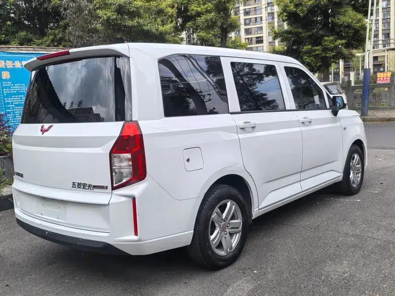 Wuling Hongguang PLUS 2019 1.5T Manual Comfort 7-Seater — миниатюра 6