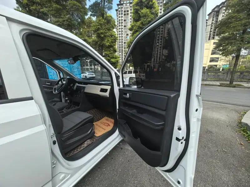 Wuling Hongguang PLUS 2019 1.5T Manual Comfort 7-Seater — миниатюра 8