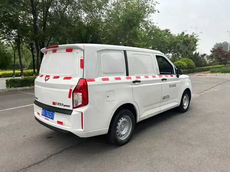Wuling Hongguang PLUS 2019 1.5T Manual Rich Edition 2-seater — миниатюра 5