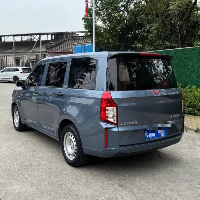 Wuling Hongguang PLUS 2020 1.5L Manual Standard 7-Seater — миниатюра 4