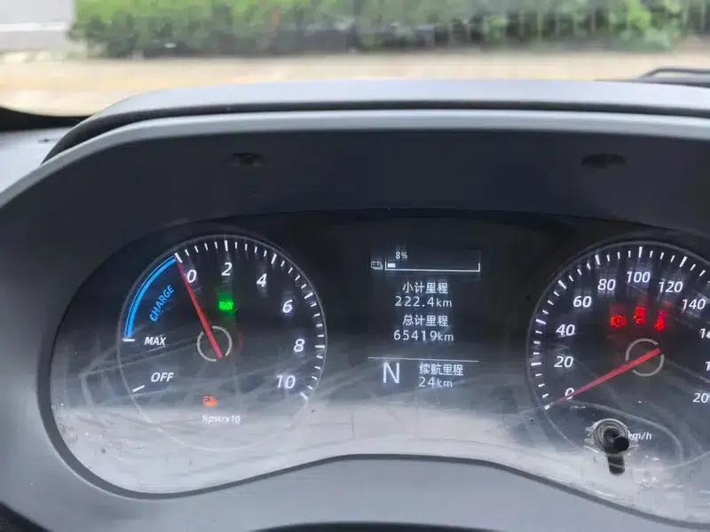 Wuling Yangguang 2024 Model 300km Comfort Edition with Closed Windows 60kW — миниатюра 7