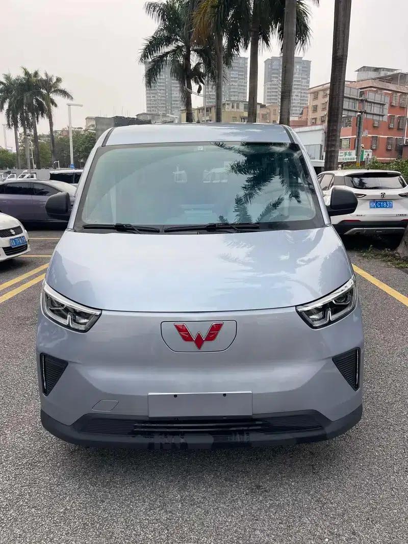 Wuling Yangguang 2024 Model 300km Comfort Bus Version 60kW — миниатюра 2
