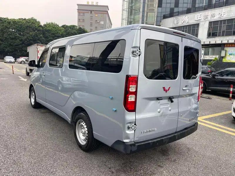 Wuling Yangguang 2024 Model 300km Comfort Bus Version 60kW — миниатюра 4