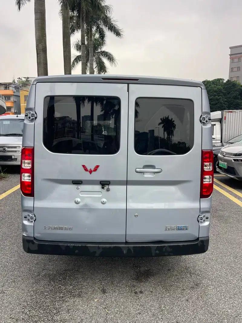 Wuling Yangguang 2024 Model 300km Comfort Bus Version 60kW — миниатюра 5