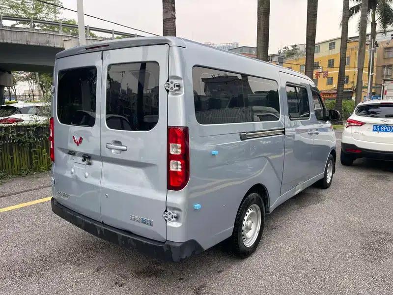 Wuling Yangguang 2024 Model 300km Comfort Bus Version 60kW — миниатюра 6