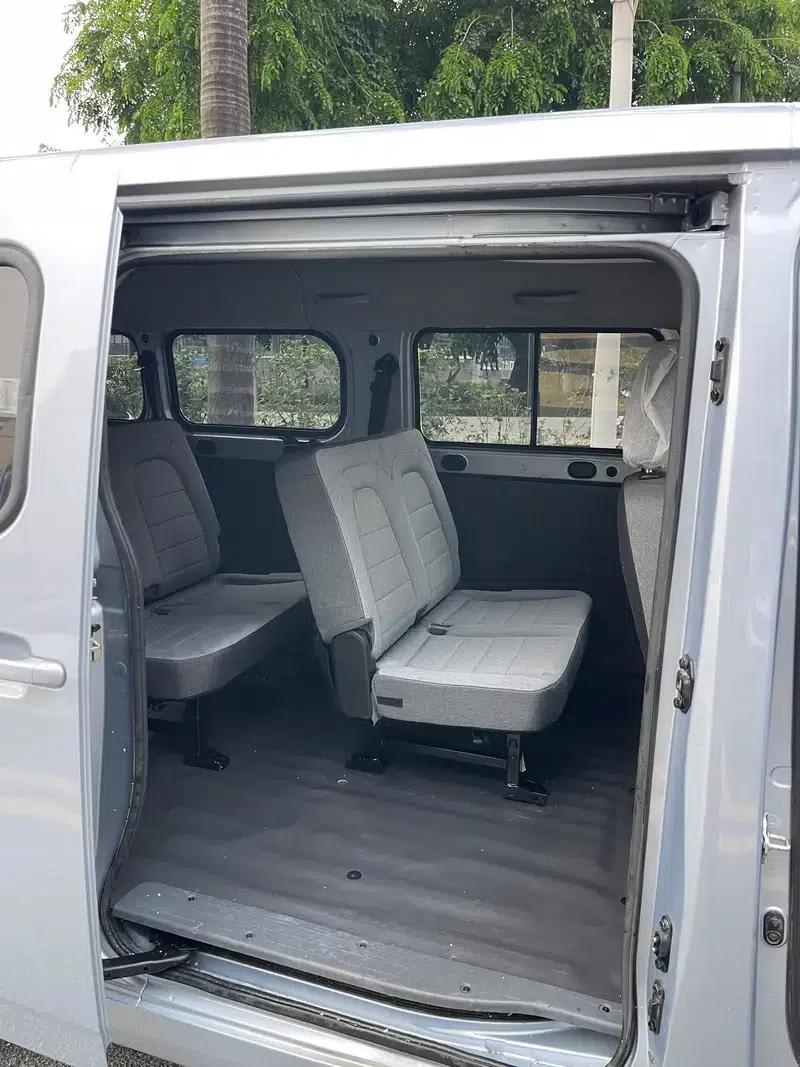 Wuling Yangguang 2024 Model 300km Comfort Bus Version 60kW — миниатюра 7