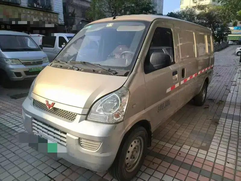 Wuling Rongguang EV 2020 Basic 2-Seater with Closed Windows 252km Range — миниатюра 1
