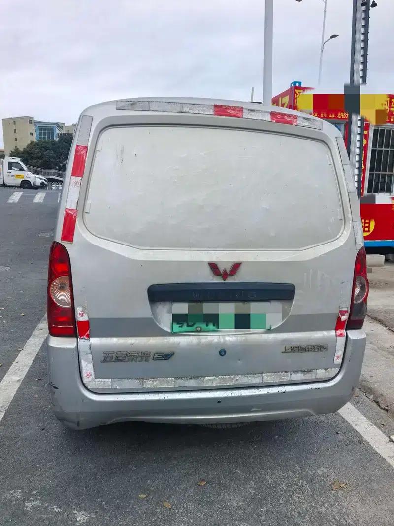 Wuling Rongguang EV 2020 Basic 2-Seater with Closed Windows 252km Range — миниатюра 6