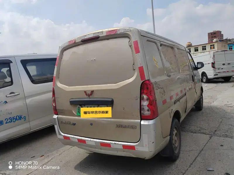 Wuling Rongguang EV 2022 Basic Model, 2-Seater, with Closed Windows, CATL — миниатюра 8