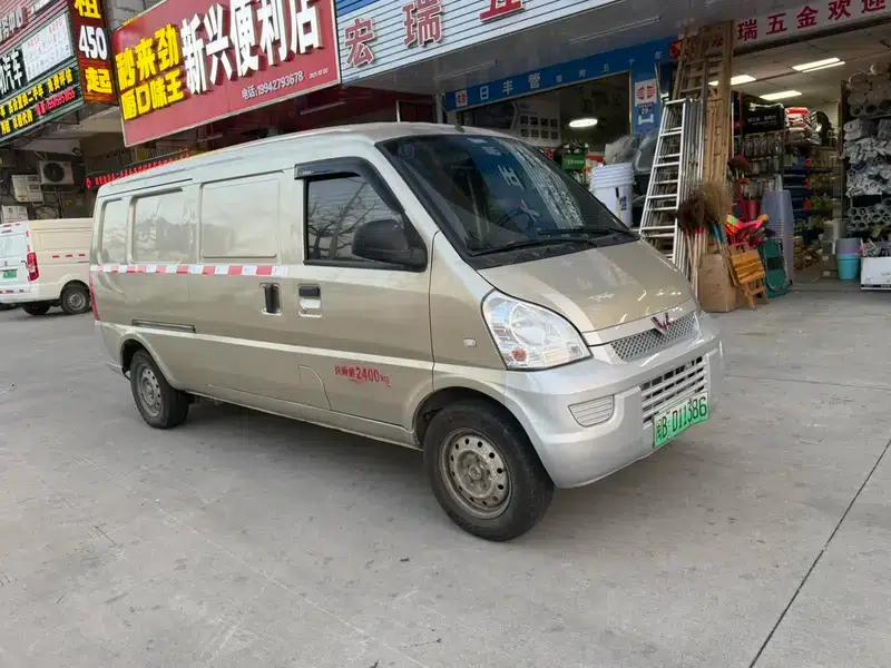 Wuling Rongguang EV 2020 Basic 2-Seater with Closed Windows 300km Range — миниатюра 3