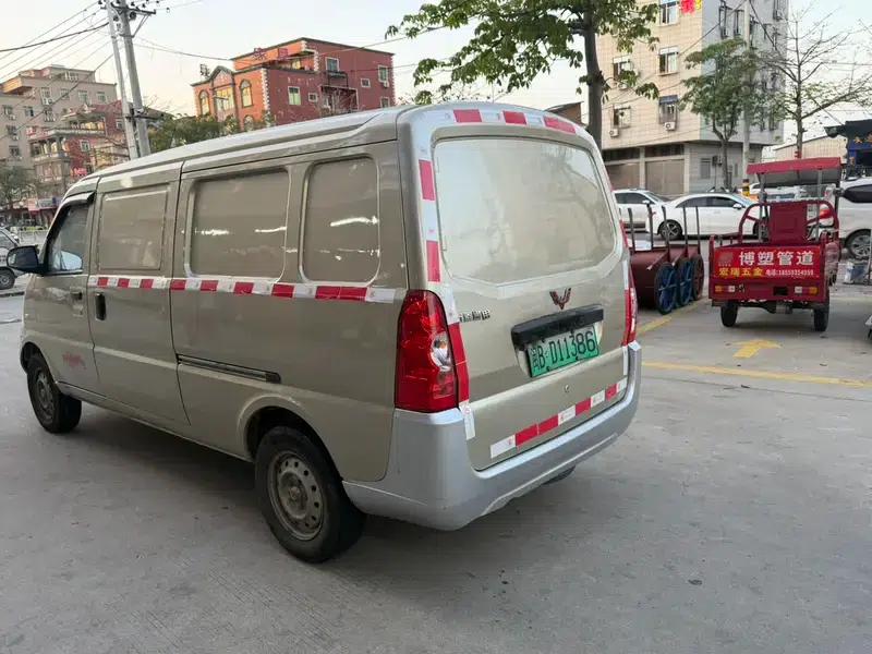 Wuling Rongguang EV 2020 Basic 2-Seater with Closed Windows 300km Range — миниатюра 4