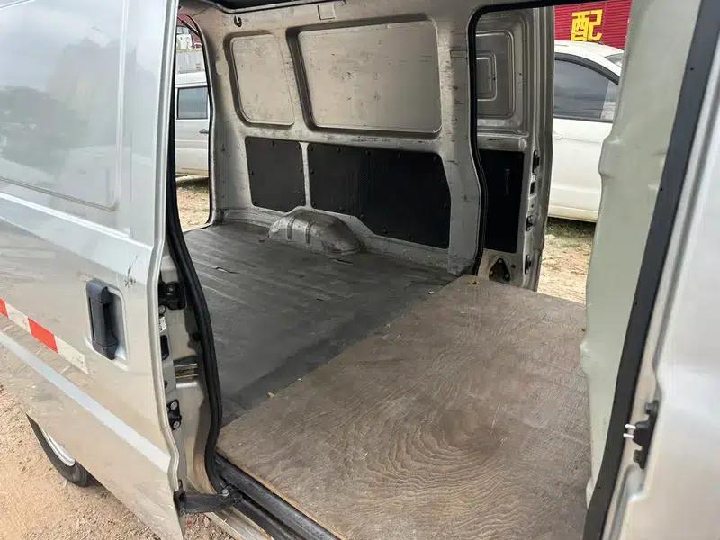 Wuling Rongguang EV 2020 Basic 2-Seater with Closed Windows 300km Range — миниатюра 9