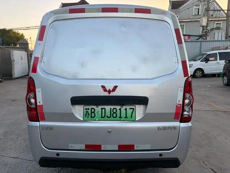 Wuling EV50 2020 model van with Ningde heated battery — миниатюра 5