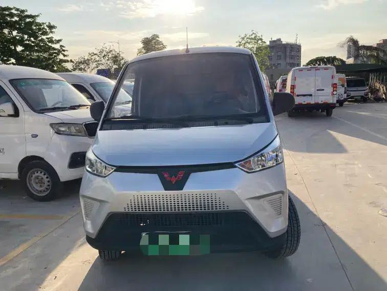 Wuling EV50 2022 Premium Edition Guoxuan 40.55kWh — миниатюра 2