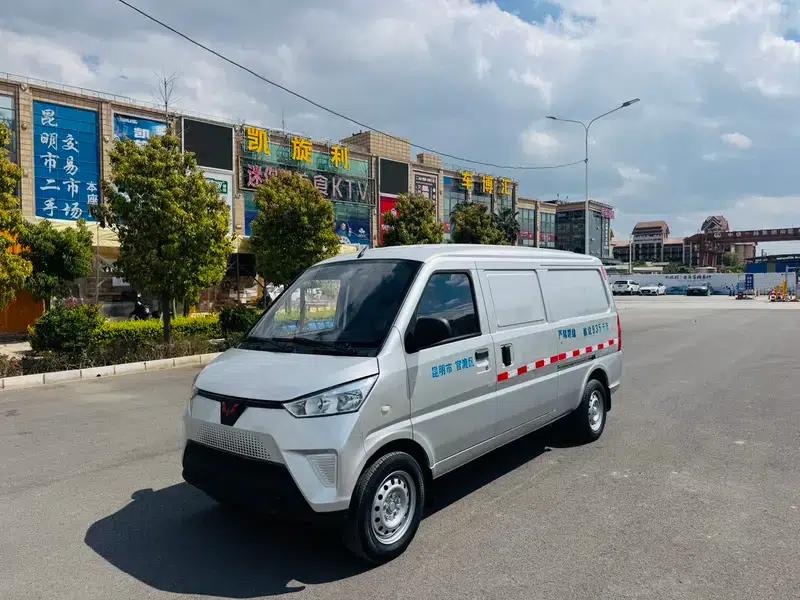 Wuling EV50 2021 model van logistics vehicle with Huishitong Penghui 43.2kWh Huichuan 2nd generation electric control system. — миниатюра 1