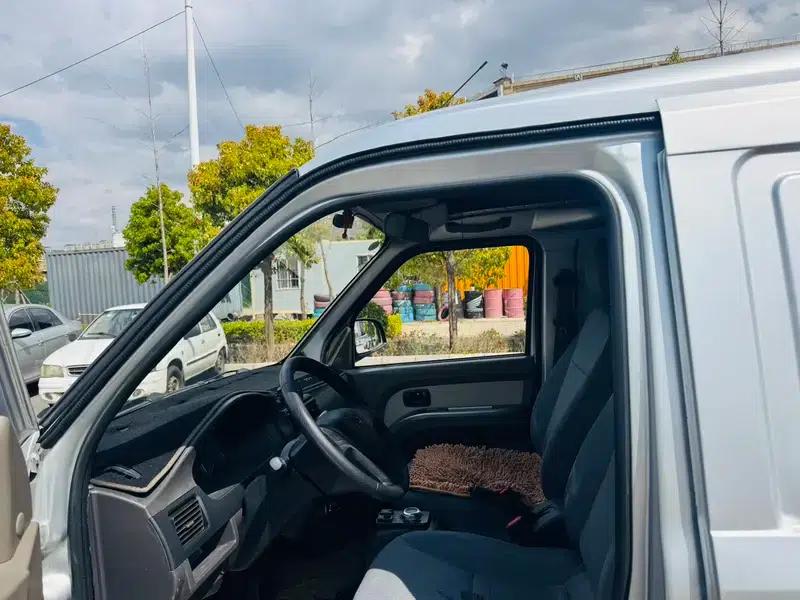 Wuling EV50 2021 model van logistics vehicle with Huishitong Penghui 43.2kWh Huichuan 2nd generation electric control system. — миниатюра 7